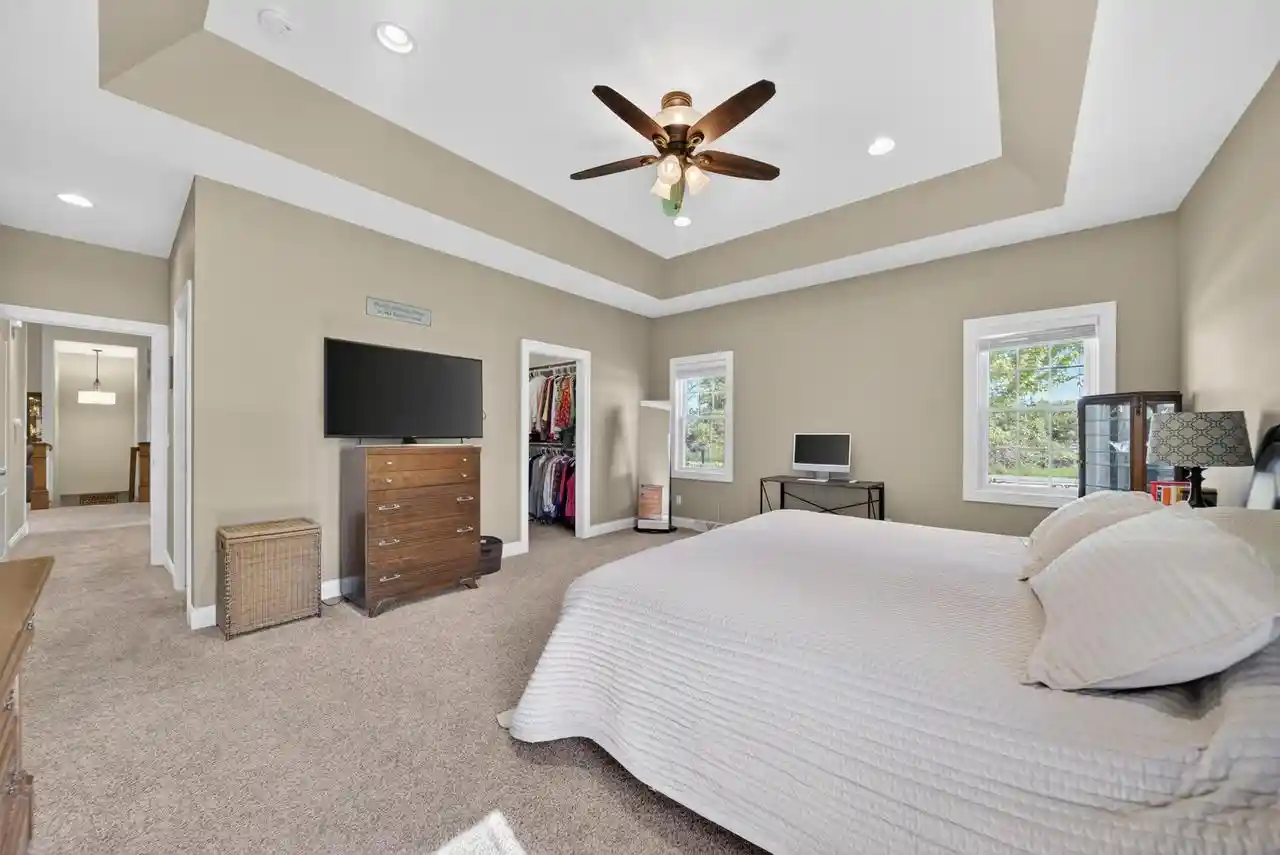 4th image of 2707 Rolling Meadows Dr Dr, Sheboygan, WI 53083 | MLS# 1966190