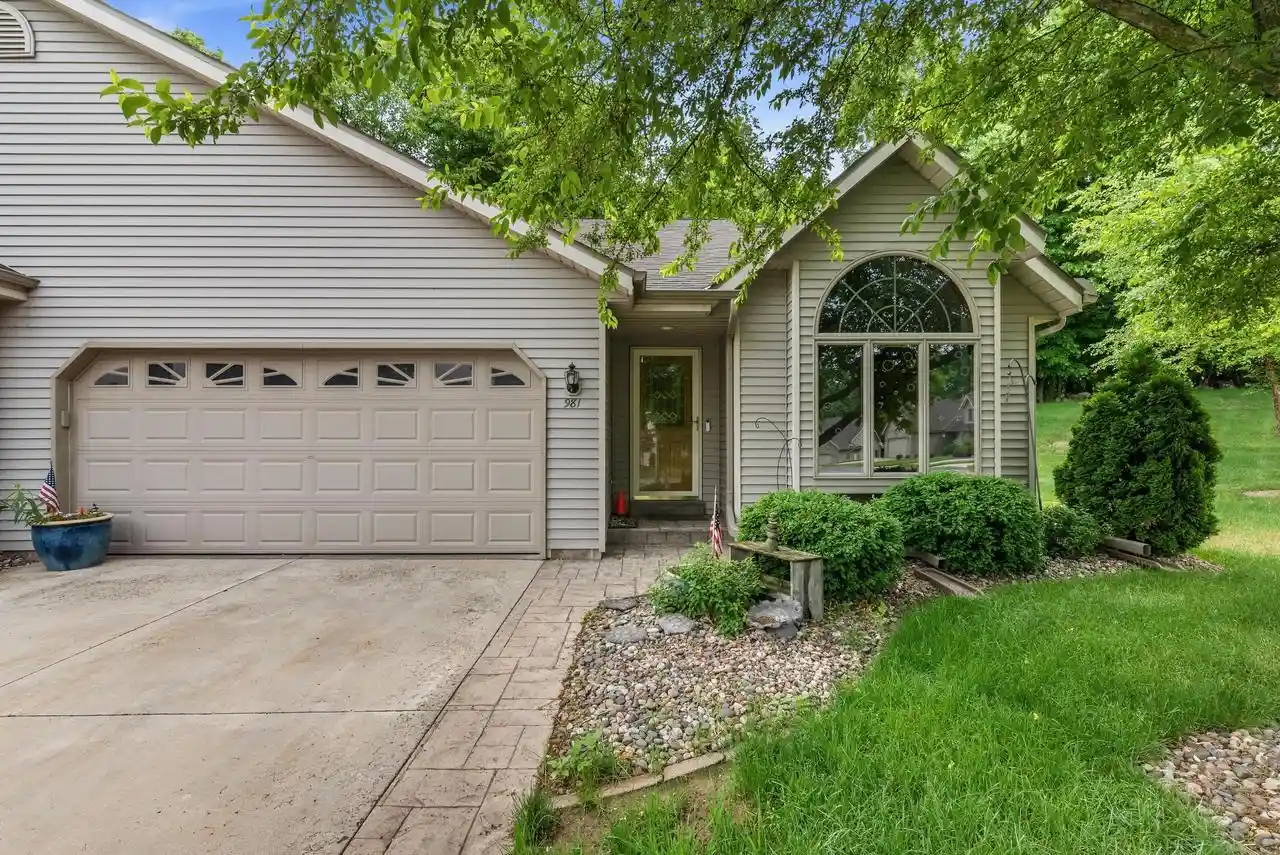Homes for sale in Hartford, WI | 981 E Loos Street Street, Hartford, WI 53027 | MLS# 1966196