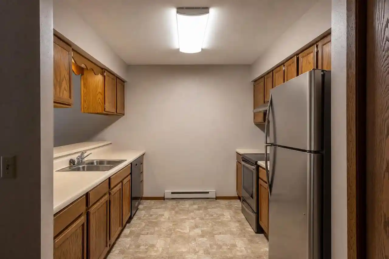 Homes for sale in Neenah, WI | 930 Manor Dr Dr, Neenah, WI 54956