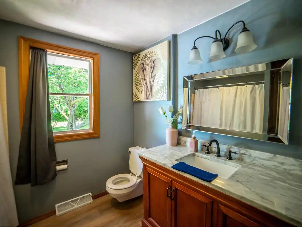 Homes for sale in Oneida, WI | 4212 Hillcrest Dr Dr, Oneida, WI 54115 | MLS# 50326991