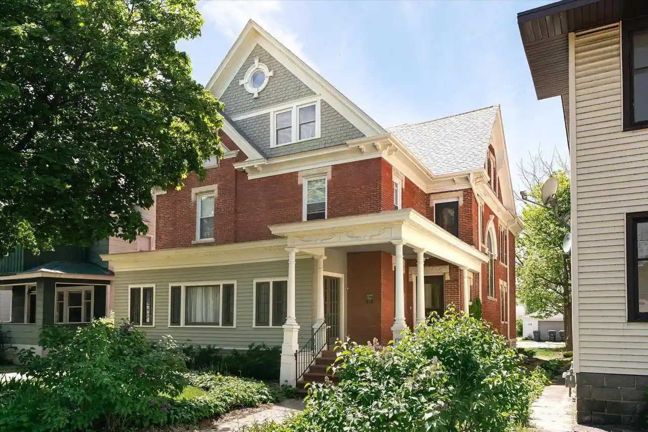 Photo 1 of Single family home for sale at 122 10th Street S Street S, La Crosse, WI 54601 | MLS# 1966253 | Listing updated on 2026-07-28