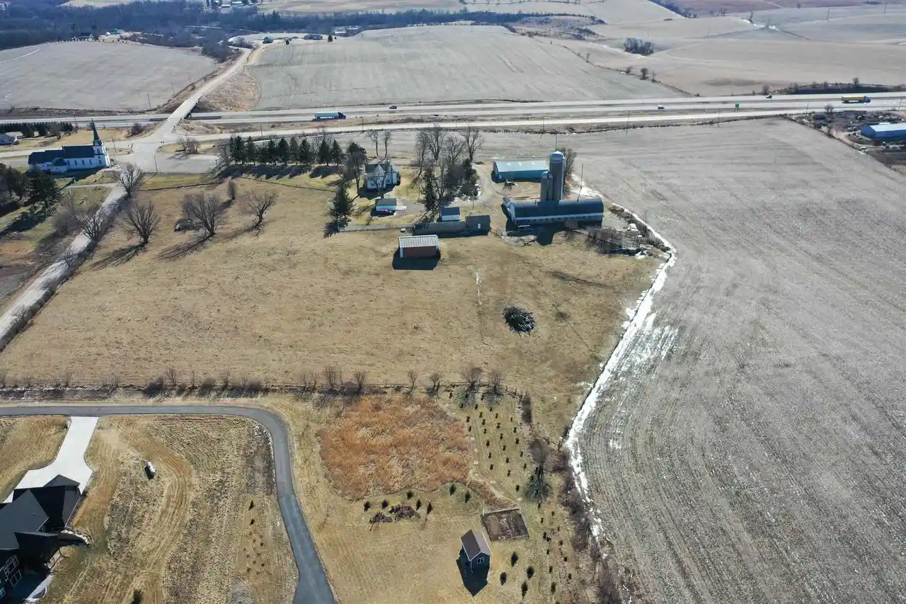 4th image of 315 Acres Ridgeview Rd, Mount Horeb, WI 53572 | MLS# 2025344