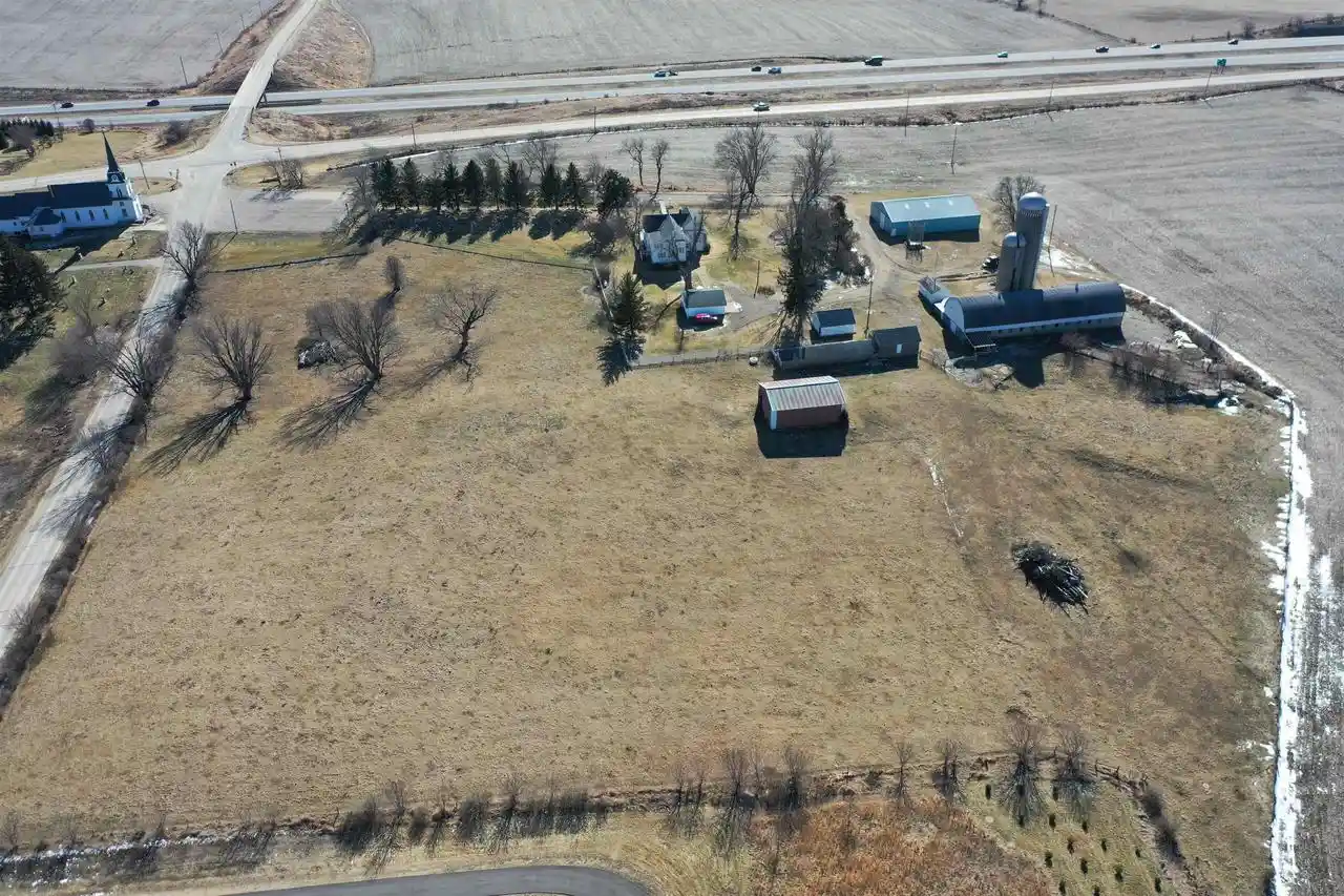 5th image of 315 Acres Ridgeview Rd, Mount Horeb, WI 53572 | MLS# 2025344