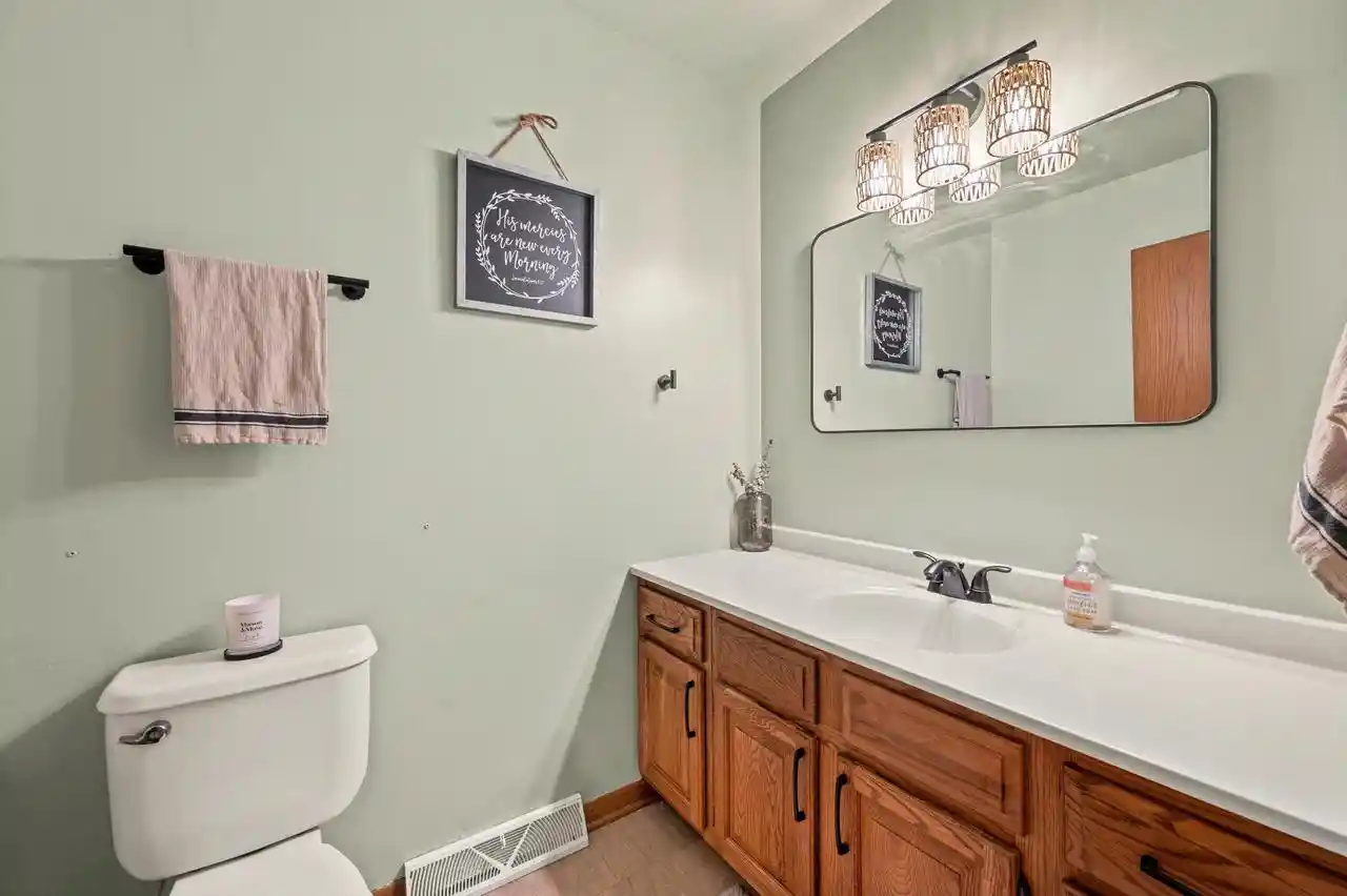 Homes for sale in Wauwatosa, WI | 6318 Cedar Street Street, Wauwatosa, WI 53213 | MLS# 1966263