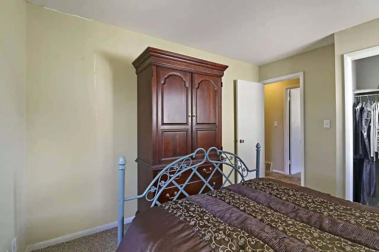 3rd image of 1712 87Th Street Street, Kenosha, WI 53143 | MLS# 1966264
