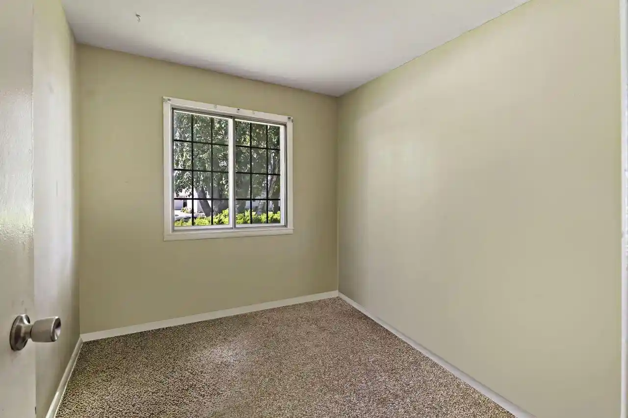 5th image of 1712 87Th Street Street, Kenosha, WI 53143 | MLS# 1966264