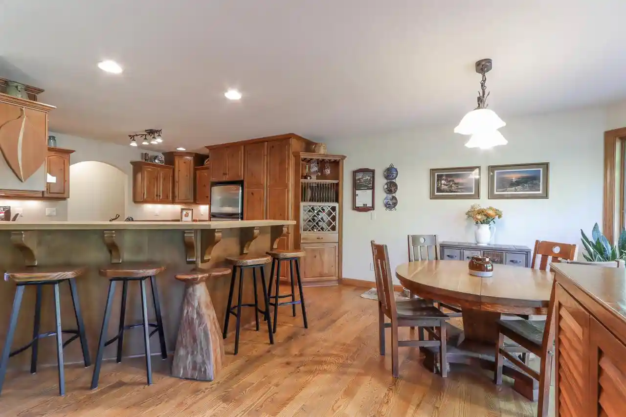 Homes for sale in Waupaca, WI | E3093 High Point Ridge Dr Dr, Waupaca, WI 54981 | MLS# 50327025