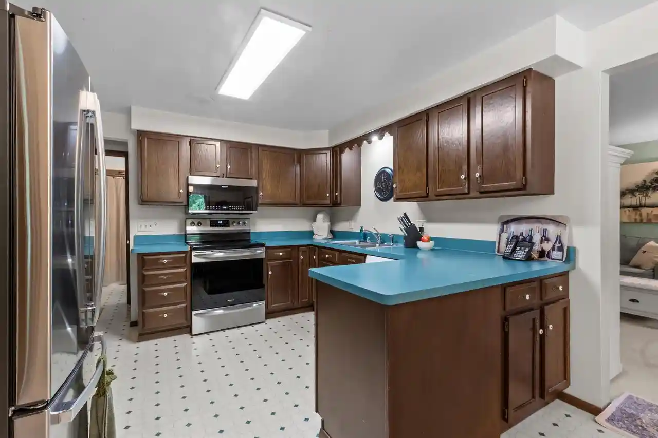 Homes for sale in Appleton, WI | 2416 N Elinor Street Street, Appleton, WI 54914 | MLS# 50327023
