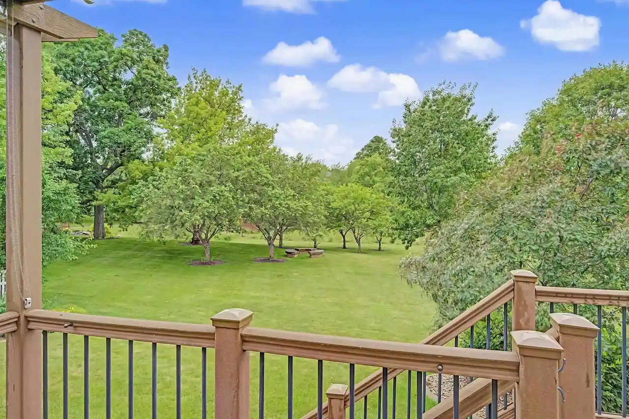 4th image of 4626 Secret Garden Dr Dr, Mcfarland, WI 53558 | MLS# 2025363