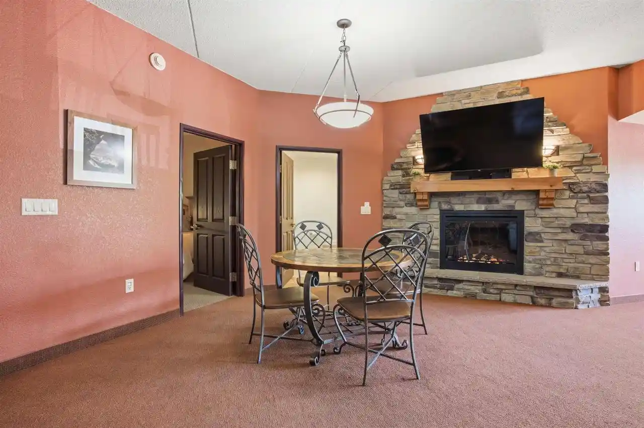 2nd image of 2411 River Road Road #2210, Wisconsin Dells, WI 53965 | MLS# 2025369