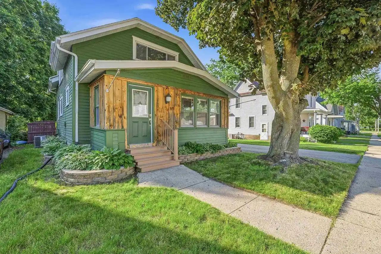 Homes for sale in Beaver Dam, WI | 213 Roller Avenue Avenue, Beaver Dam, WI 53916 | MLS# 2025374