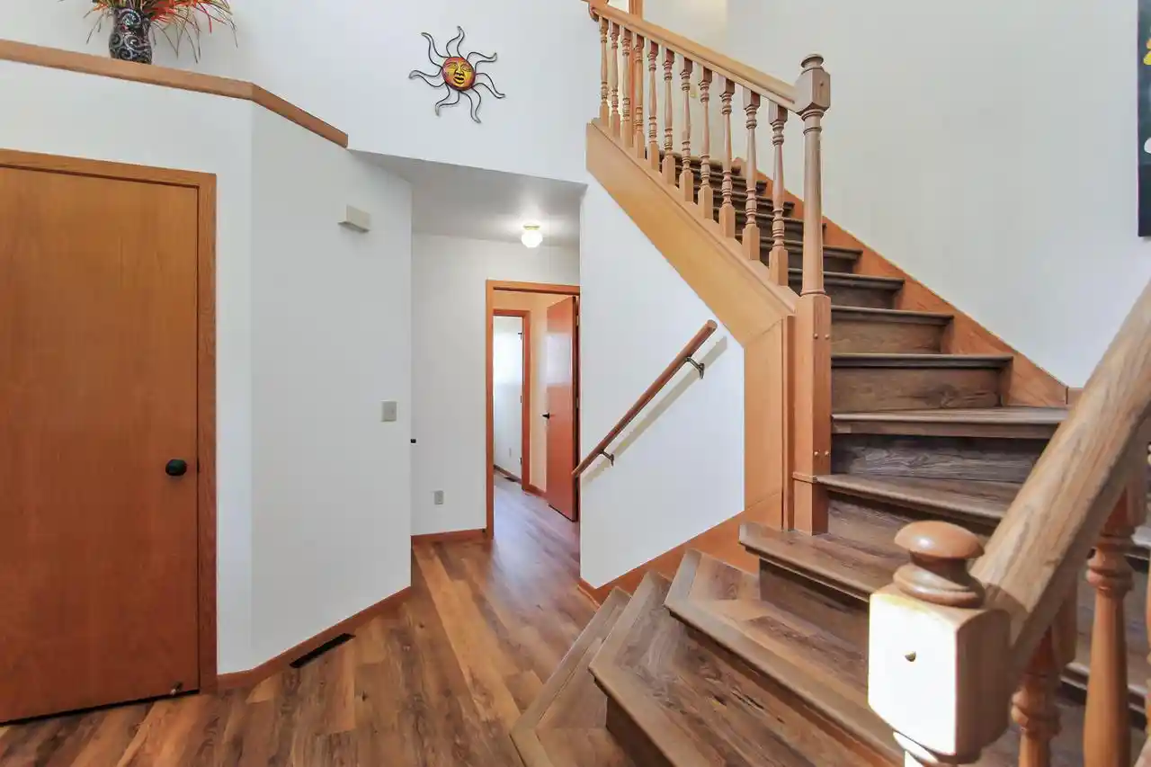 Homes for sale in Hartford, WI | 1551 Woodruff Way Way, Hartford, WI 53027 | MLS# 1966322