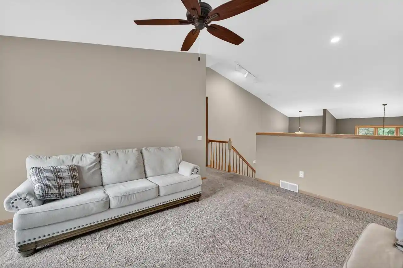 4th image of 467 Sherbrooke Dr Dr, Sun Prairie, WI 53590 | MLS# 2025386