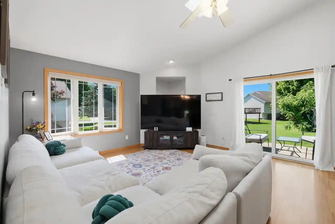 2nd image of 1051 1053 Tamarack Way Way, Verona, WI 53593 | MLS# 2025399