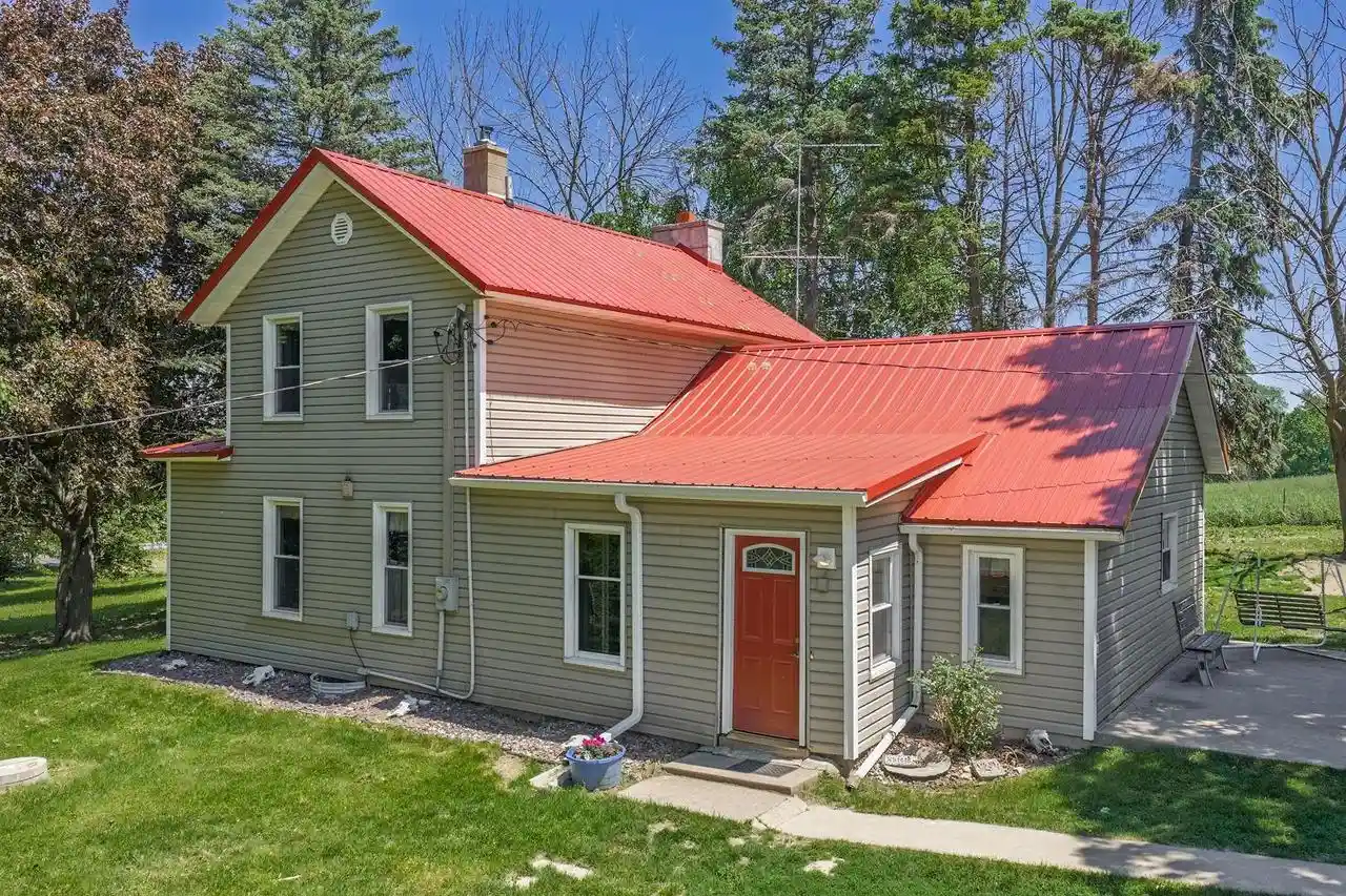 Homes for sale in North Freedom, WI | E9837 County Rd W Road Road, North Freedom, WI 53913 | MLS# 2025401