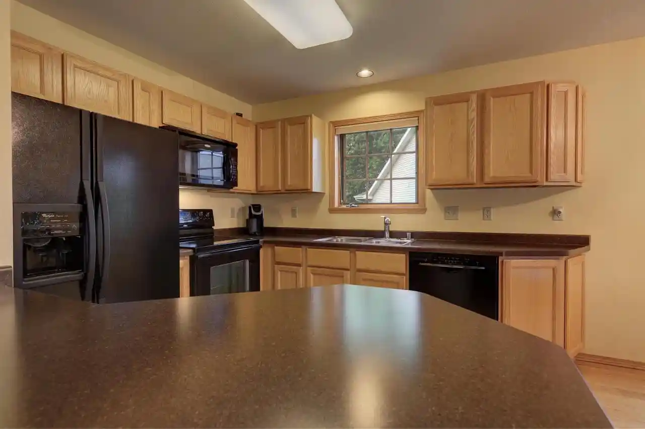 Homes for sale in Oshkosh, WI | 2420 Noel Court Court, Oshkosh, WI 54904 | MLS# 50327048