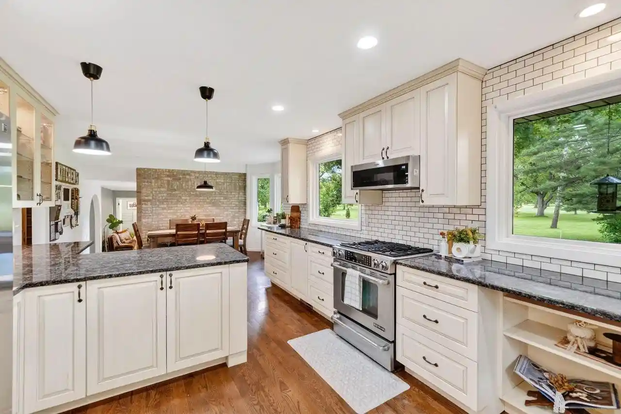 2nd image of 319 Fairway Dr Dr, Columbus, WI 53925 | MLS# 2025407