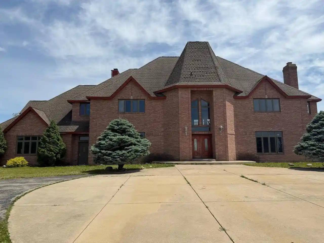 Homes for sale in Lake Geneva, WI | W1183 Siena Circle Circle, Lake Geneva, WI 53147 | MLS# 2025415