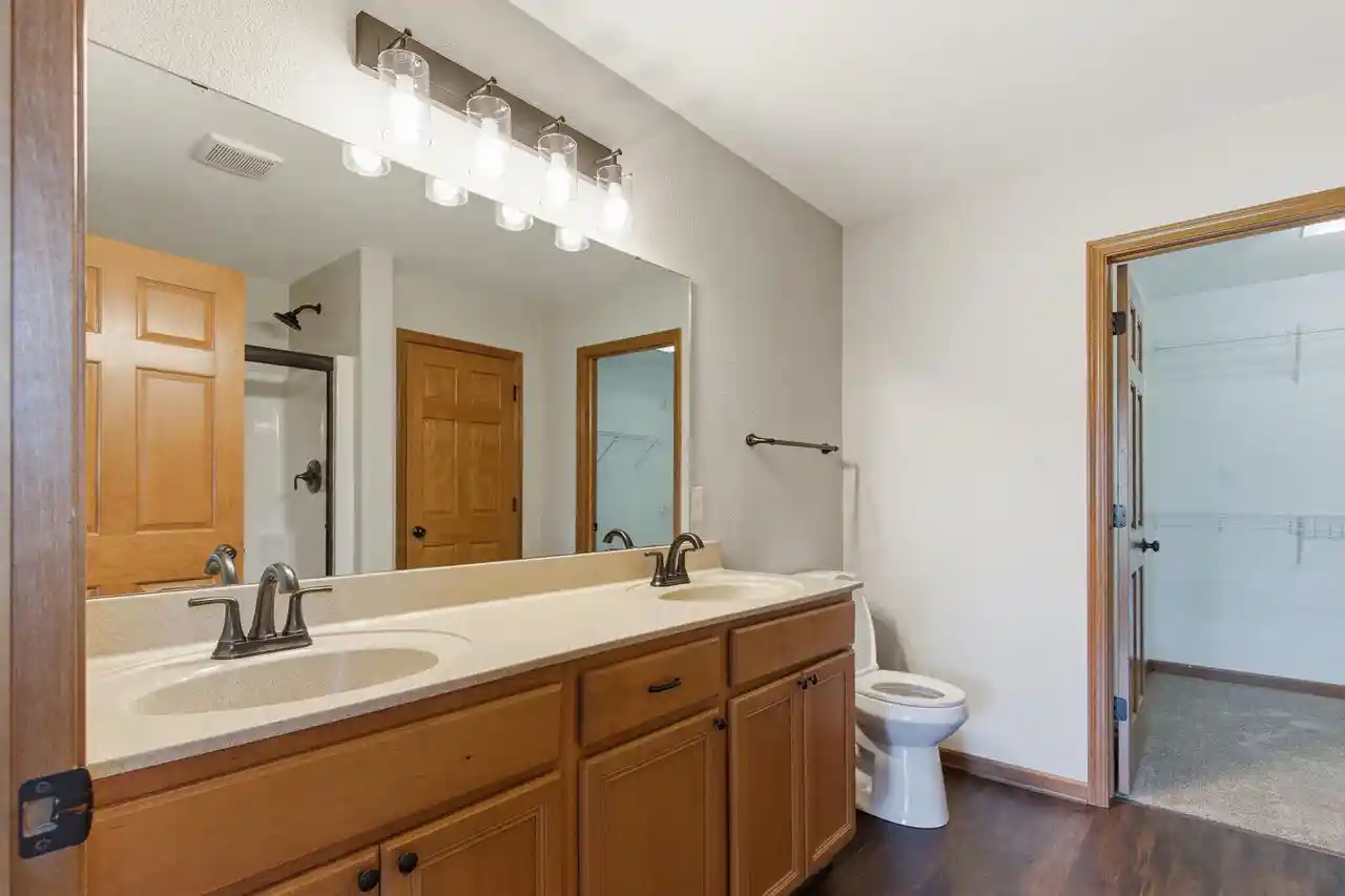 Homes for sale in Cedarburg, WI | 543 Camarosa Court Court, Cedarburg, WI 53012 | MLS# 1966382