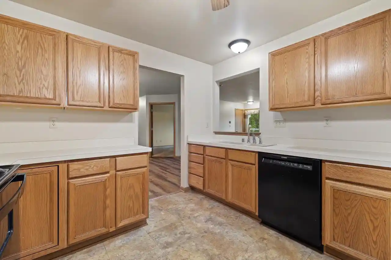 Homes for sale in Mount Pleasant, WI | 3120 Wood Rd Rd, Mount Pleasant, WI 53406