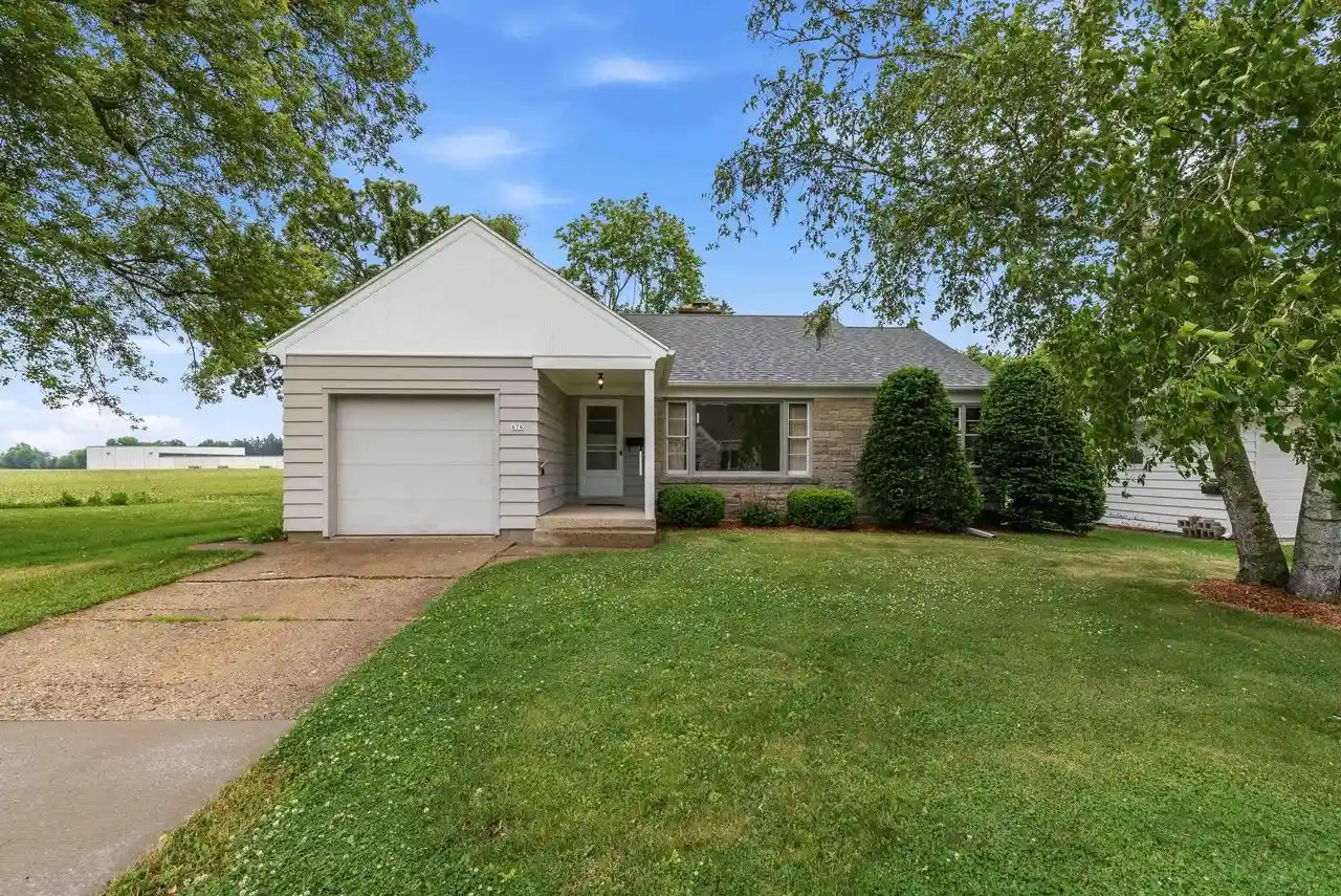 Homes for sale in Juneau, WI | 676 E Oak Street Street, Juneau, WI 53039 | MLS# 2025427