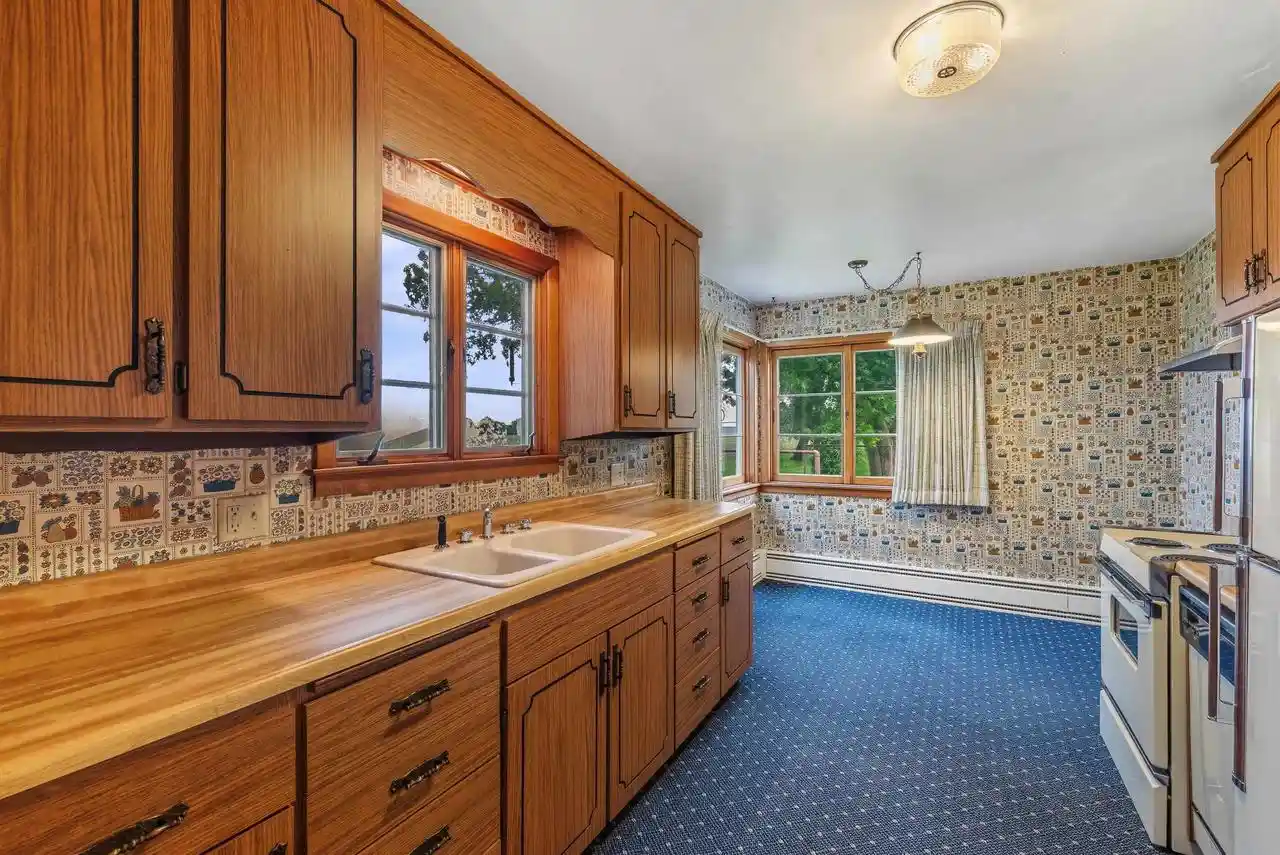 Homes for sale in Juneau, WI | 676 E Oak Street Street, Juneau, WI 53039 | MLS# 2025427