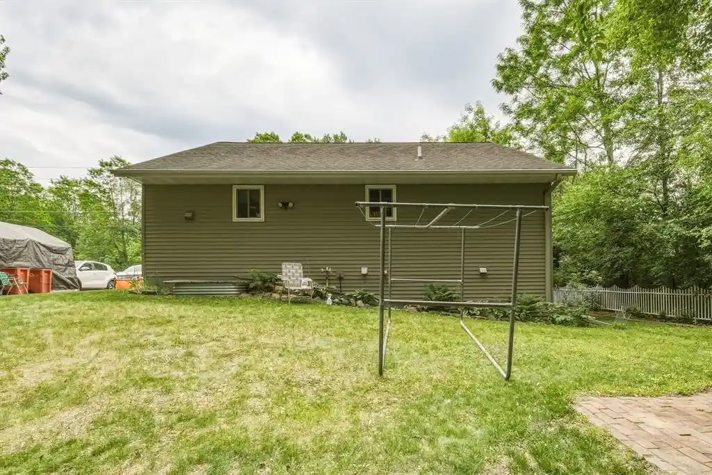 Homes for sale in Eau Claire, WI | 3206 W Folsom, Eau Claire, WI 54703 | MLS# 1601855