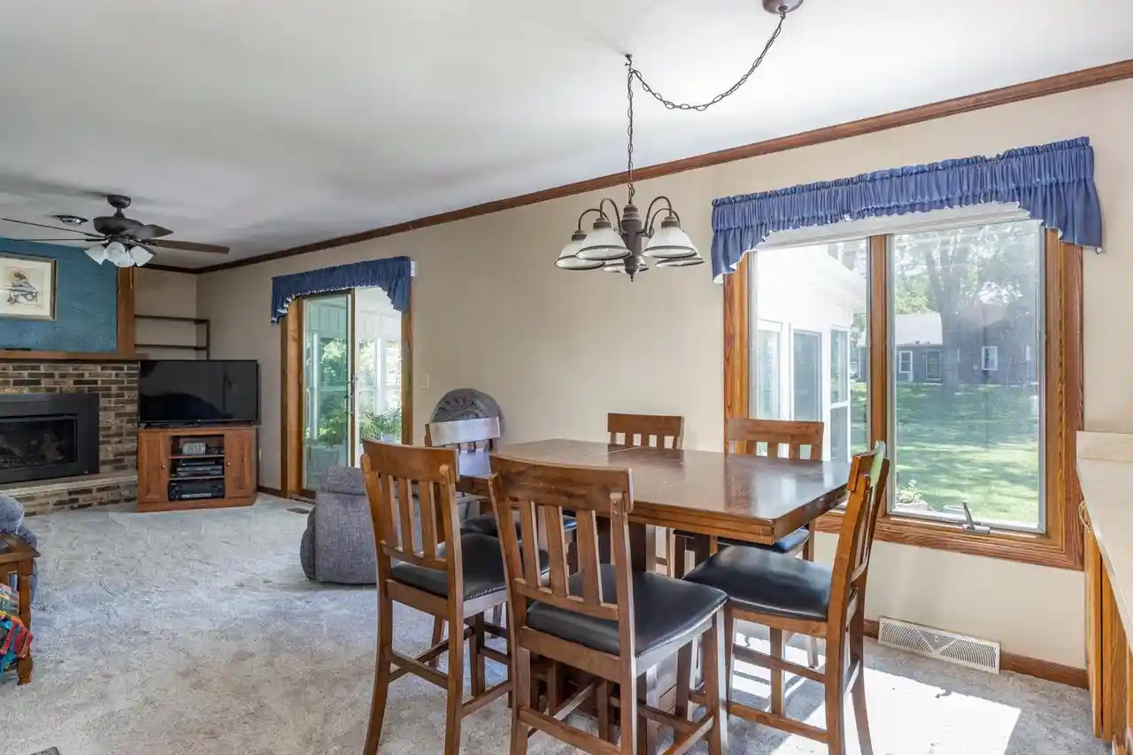 Homes for sale in Oshkosh, WI | 1710 Arlington Dr Dr, Oshkosh, WI 54904 | MLS# 50327099