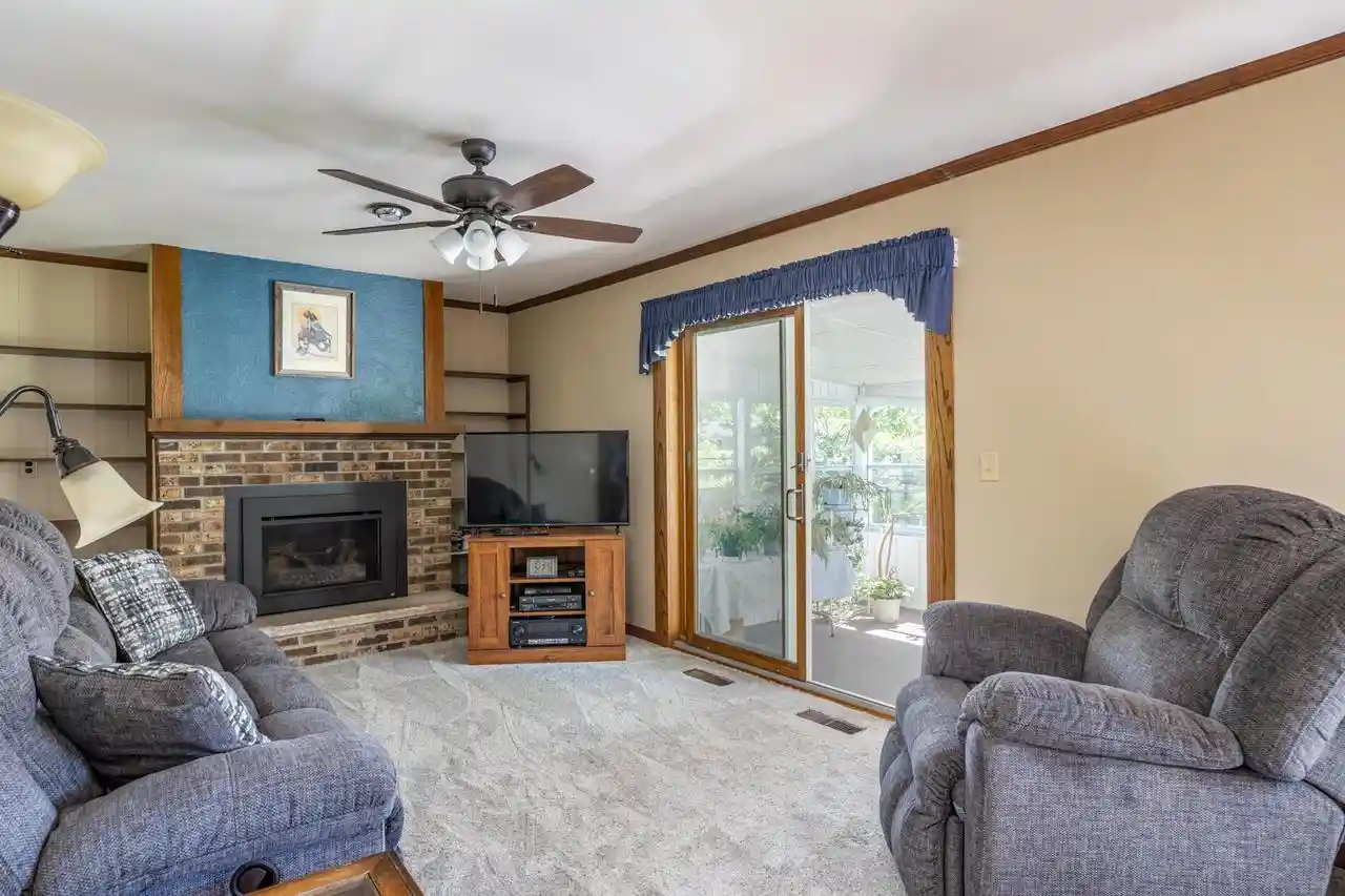 Homes for sale in Oshkosh, WI | 1710 Arlington Dr Dr, Oshkosh, WI 54904 | MLS# 50327099