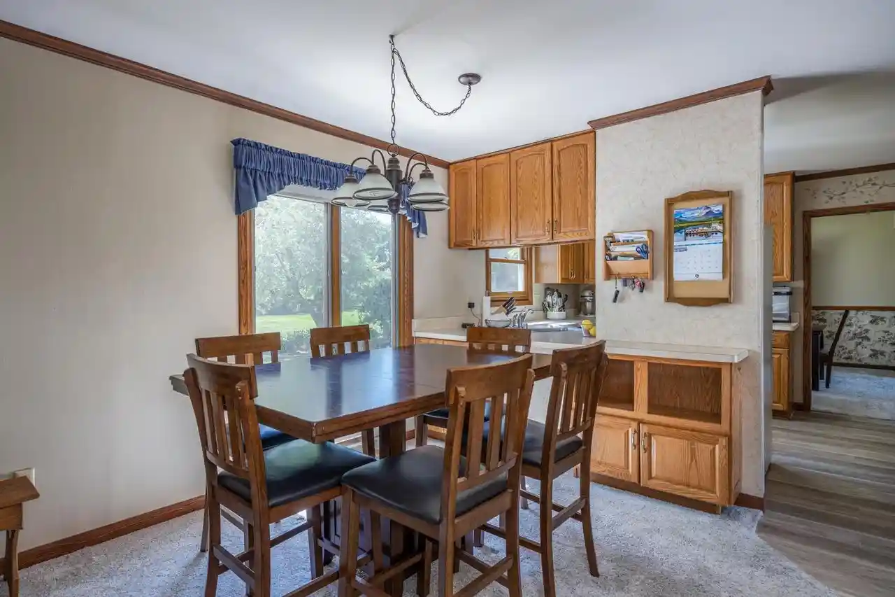 Homes for sale in Oshkosh, WI | 1710 Arlington Dr Dr, Oshkosh, WI 54904 | MLS# 50327099
