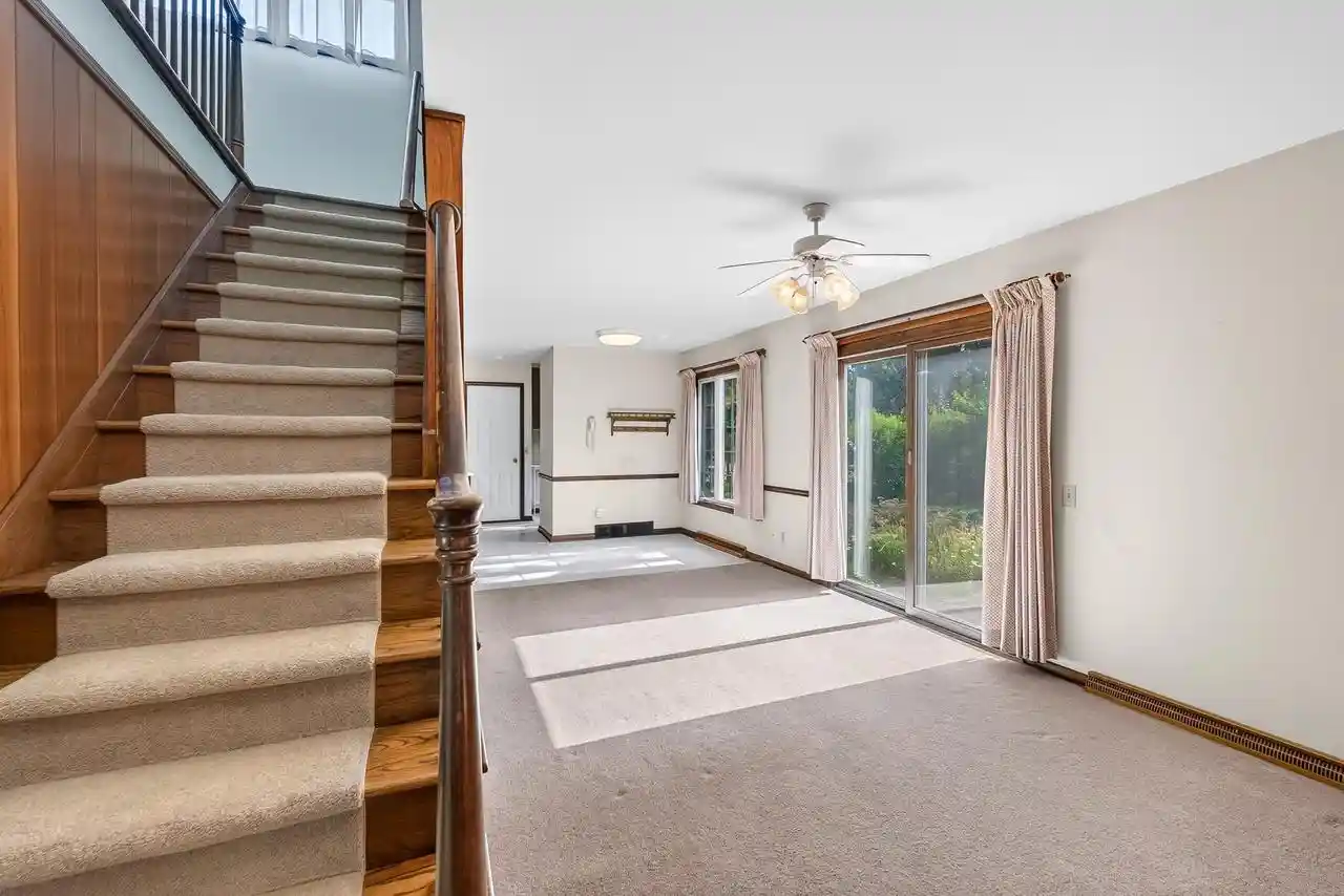 3rd image of 5 Parklawn Pl Pl, Madison, WI 53705 | MLS# 2025438