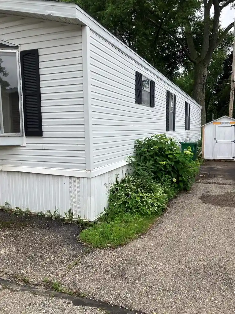 Homes for sale in Beloit, WI | 2120 S Riverside Dr Dr #4, Beloit, WI 53511 | MLS# 2025451