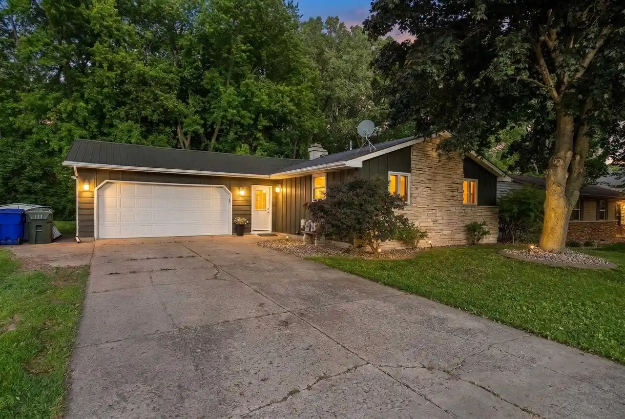 Homes for sale in Kaukauna, WI | 1708 Thelen Avenue Avenue, Kaukauna, WI 54130 | MLS# 50327055