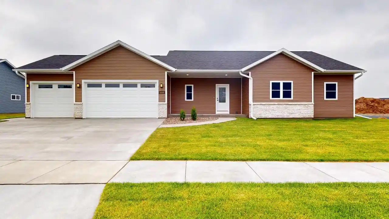 Homes for sale in Holmen, WI | 1222 Leo Dr Dr, Holmen, WI 54636 | MLS# 1966447