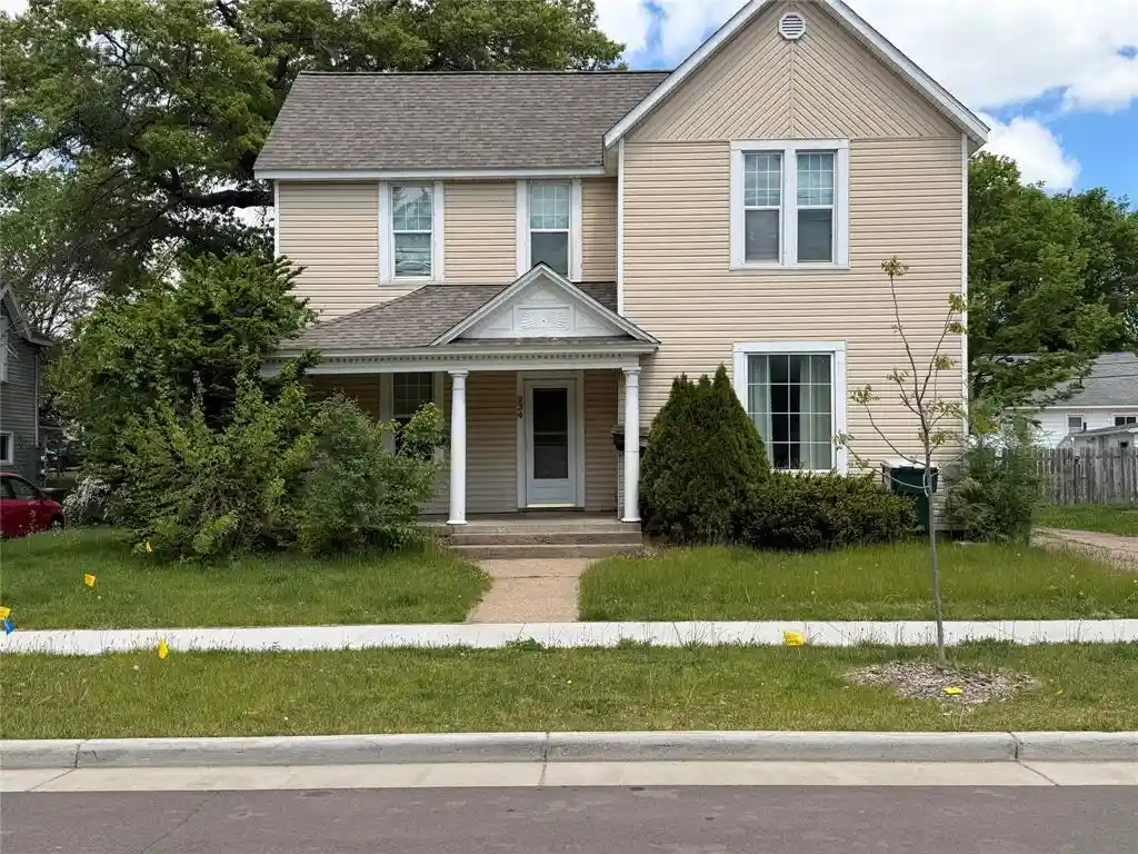 Homes for sale in Eau Claire, WI | 934 Barland Street Street #2, Eau Claire, WI 54701 | MLS# 1602048