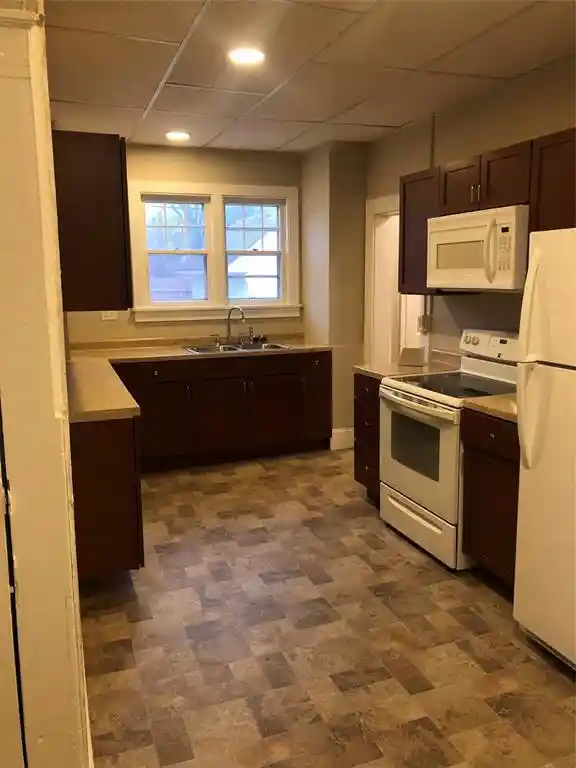 Homes for sale in Eau Claire, WI | 934 Barland St St, Eau Claire, WI 54701