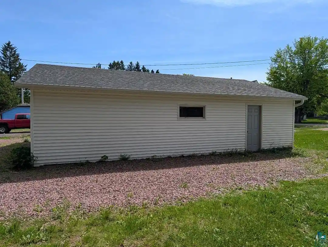 Photo 2 of Single family home for sale at 202 Thomas St St, Mellen, WI 54546 | MLS# 6125935 | Listing updated on 2026-09-01