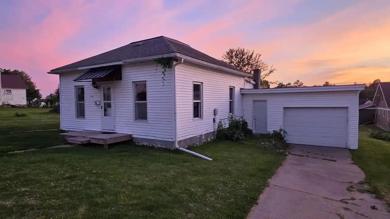 Homes for sale in Fennimore, WI | 1260 Madison Street Street, Fennimore, WI 53809 | MLS# 2025476