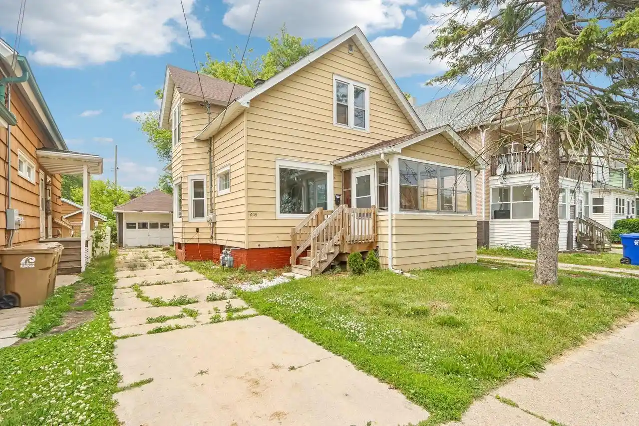 1st image of 6118 25th Avenue Avenue, Kenosha, WI 53143 | MLS# 1966489