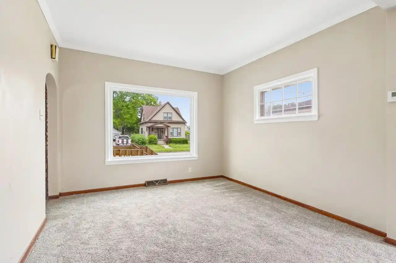 4th image of 6118 25Th Avenue Avenue, Kenosha, WI 53143 | MLS# 1966489