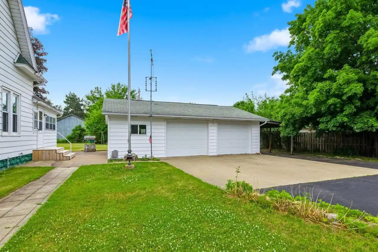 Homes for sale in Avoca, WI | 106 S 7Th Street Street, Avoca, WI 53506 | MLS# 2025481