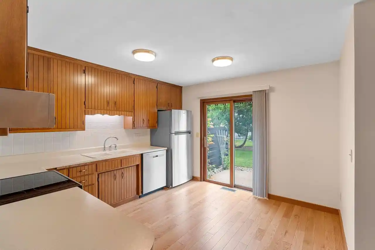 Homes for sale in Appleton, WI | 711 Olson Ave Ave, Appleton, WI 54914