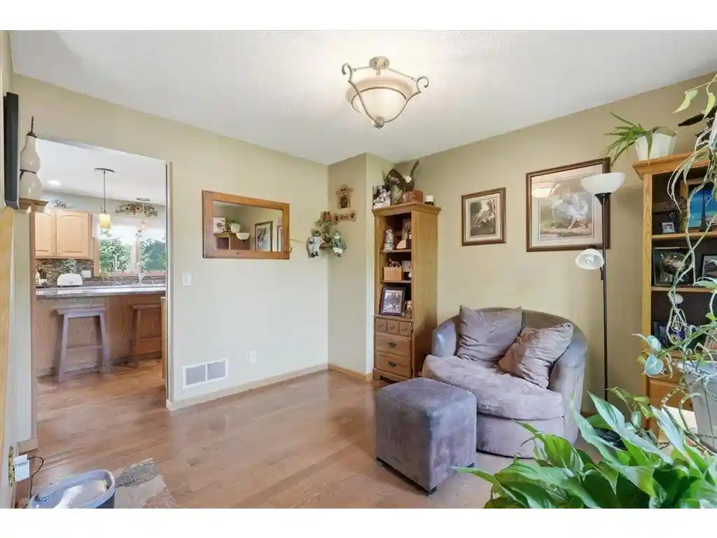 4th image of 1374 Pheasant Run Run, New Richmond, WI 54017 | MLS# 7081138