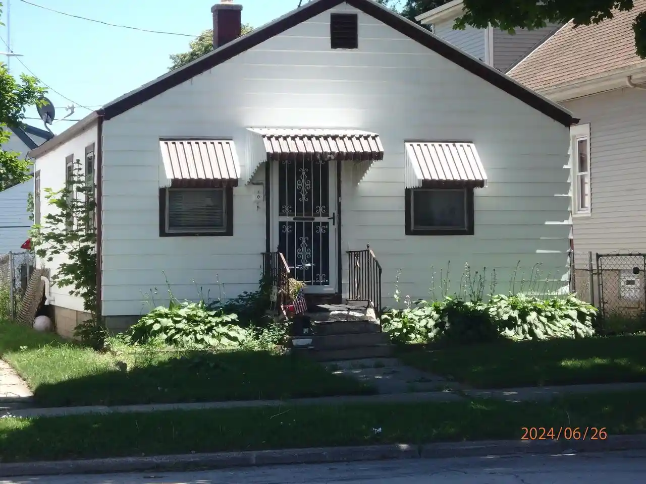 Photo 1 of Single family home for sale at 4118 N 7th Street Street, Milwaukee, WI 53209 | MLS# 1966540 | Listing updated on 2026-09-09