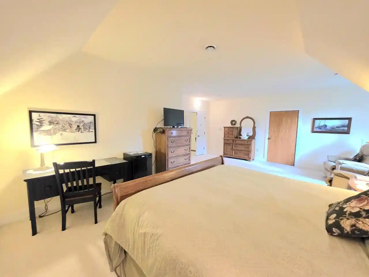 2nd image of 711 Giddings Avenue Avenue #707, Sheboygan Falls, WI 53085 | MLS# 1966543