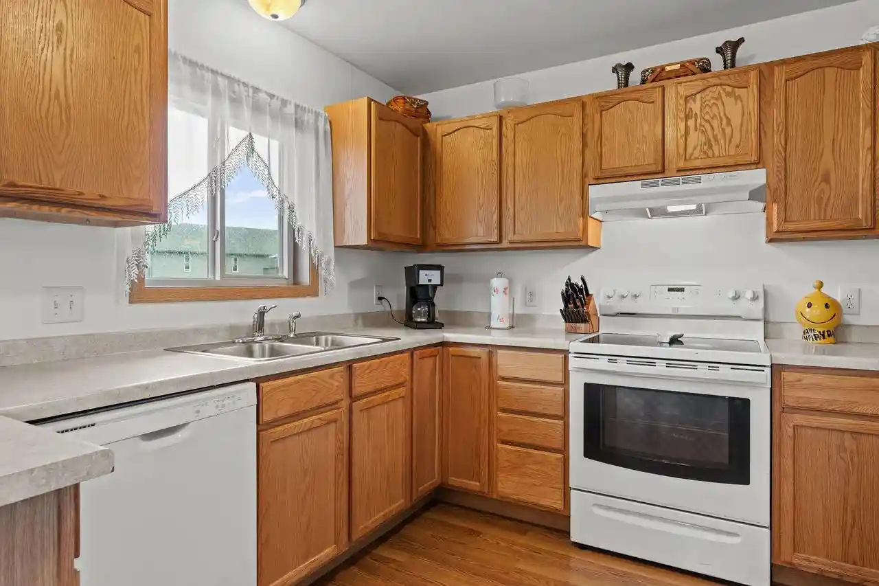 Photo 3 of Single family home for sale at 38 Dessa Rain Dr Dr, Reedsburg, WI 53959 | MLS# 2025511 | Listing updated on 2026-09-16
