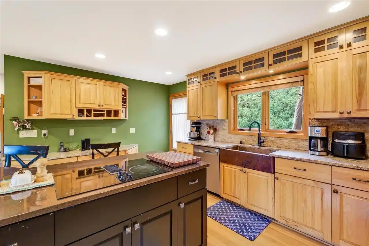 5th image of 7943 Stagecoach Road Road, Cross Plains, WI 53528 | MLS# 2025510
