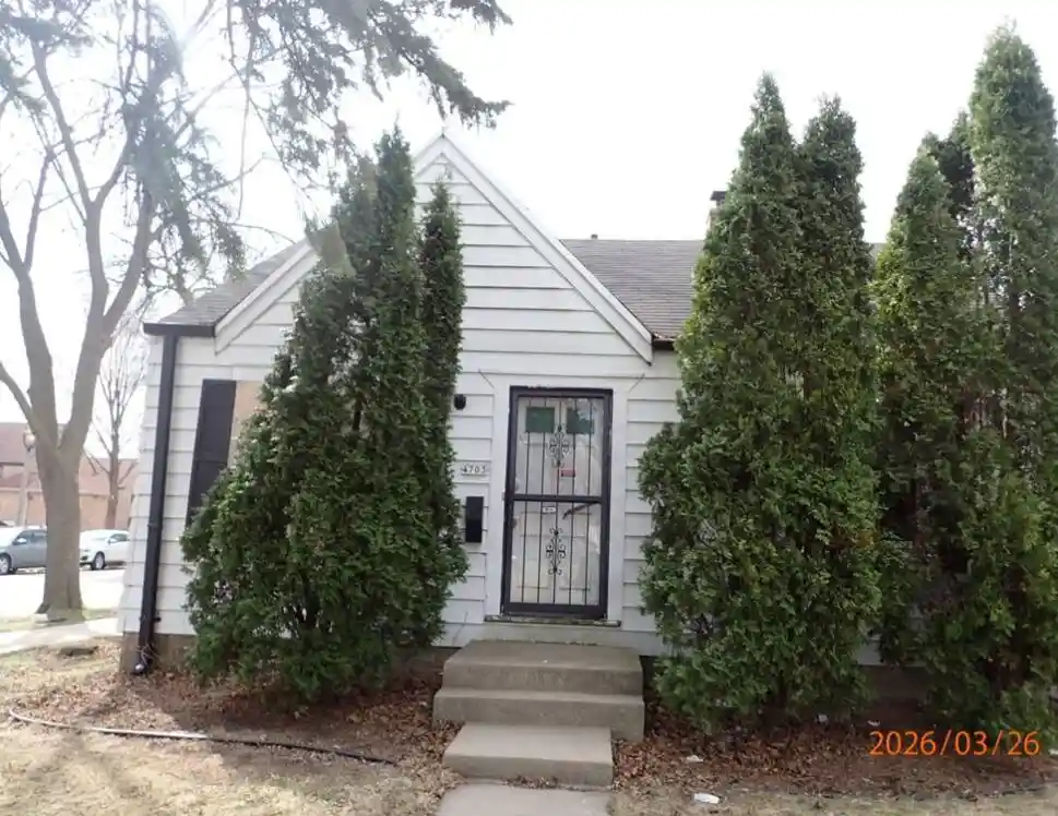 Homes for sale in Milwaukee, WI | 4703 W Congress Street Street, Milwaukee, WI 53218 | MLS# 1966609