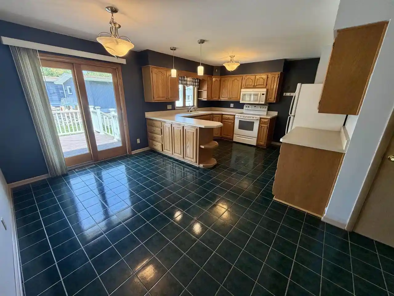 4th image of 917 26Th Street Street, Monroe, WI 53566 | MLS# 2025522