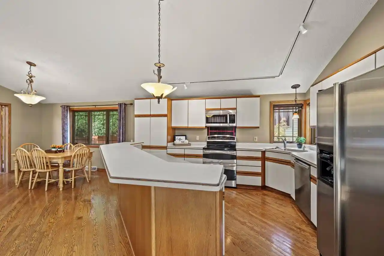 Photo 3 of Single family home for sale at 512 Dorn Dr Dr, Waunakee, WI 53597 | MLS# 2025523 | Listing updated on 2026-09-15